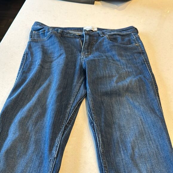 Du/ER mens jeans 29/32, great shape, excellent stretch, nice brand.